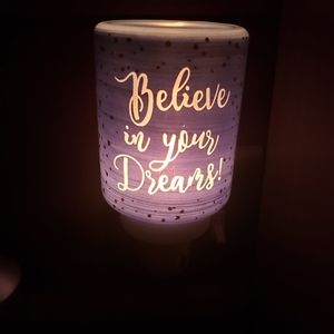 Meet your Posher, Faye